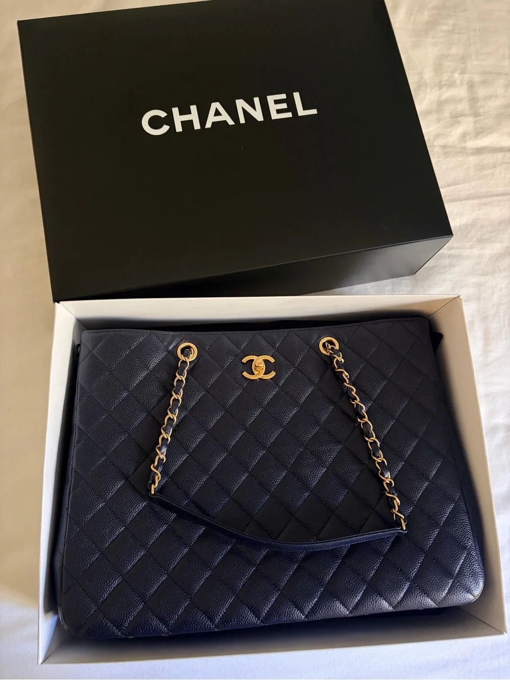 CHANEL Caviar Quilted Large CC Shopping Tote Navy
